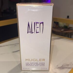 Large Sealed Mugler Alien Perfumed Body Lotion Perfuming Les Parfums Corps Lait